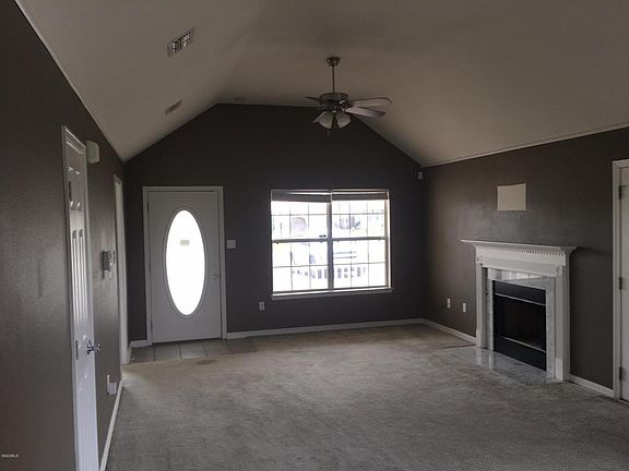 2nd image of 18275 Tarabrooke Dr