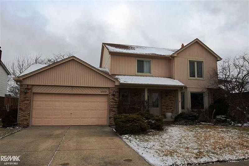 1st image of 44452 Manitou Dr