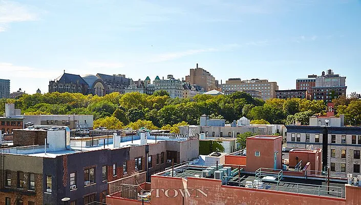 Sold by Town Residential | media 19