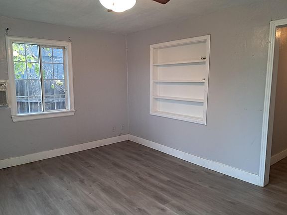 2nd image of 704 Grand Ave