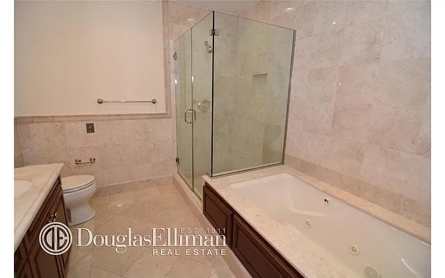 Rented by Douglas Elliman | media 16