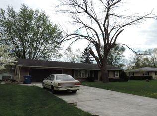 2602 Thomas Rd, Valparaiso, IN 46383