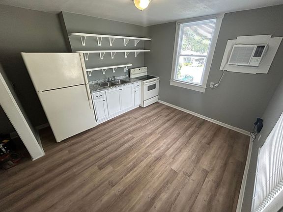 2nd image of 522 7th Ave W #5