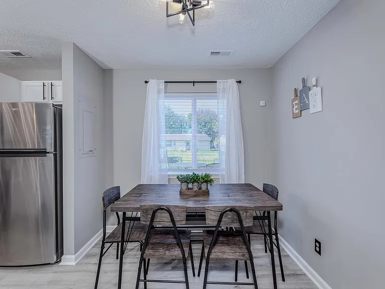 8126 Xenia Dr — Photo 10