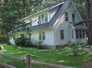 28 Canopus Hollow Rd, Putnam Valley, NY 10579