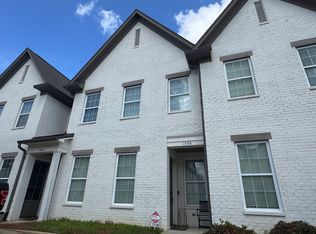 102 Farm View Dr APT 1306, Oxford, MS 38655