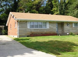 202 Southern Dr, Campbellsville, KY 42718