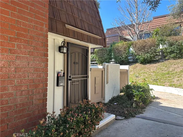 10521 Larwin Ave Unit 6, Chatsworth, CA 91311
