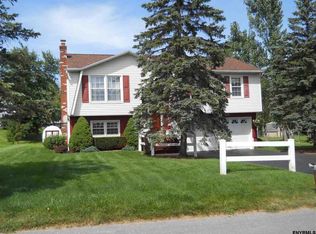 24 Broadway, Amsterdam, NY 12010