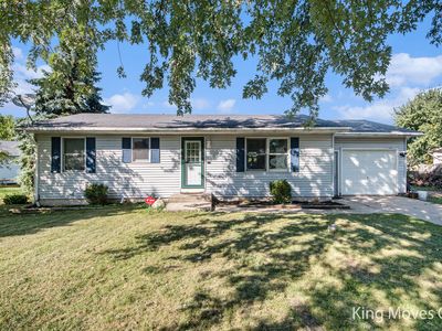 121 Wyndsong Ct NW, Kent City, MI, 49330