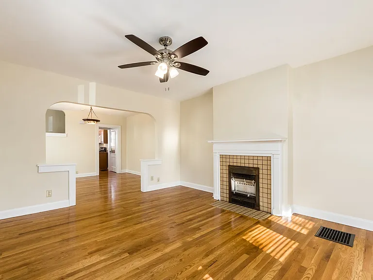 52 W Weber Rd — Photo 5
