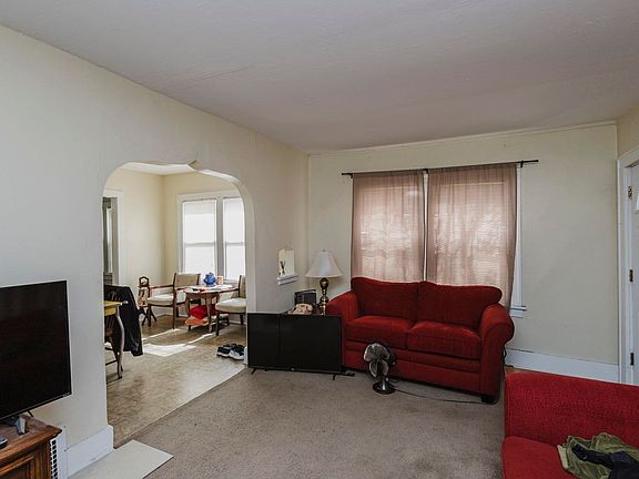 3rd image of 4424-4426 E Central Ave