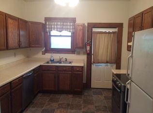 815 Fremont St, Manhattan, KS 66502