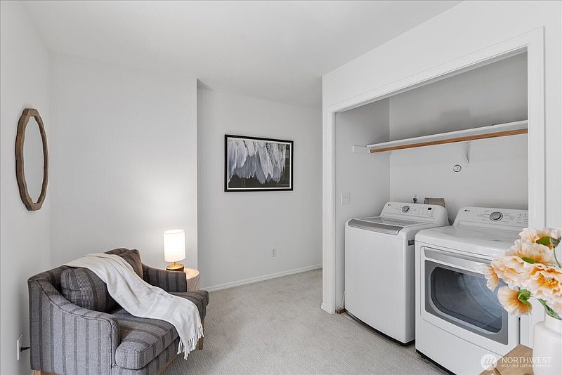 5th image of 13716 Midvale Avenue N #C