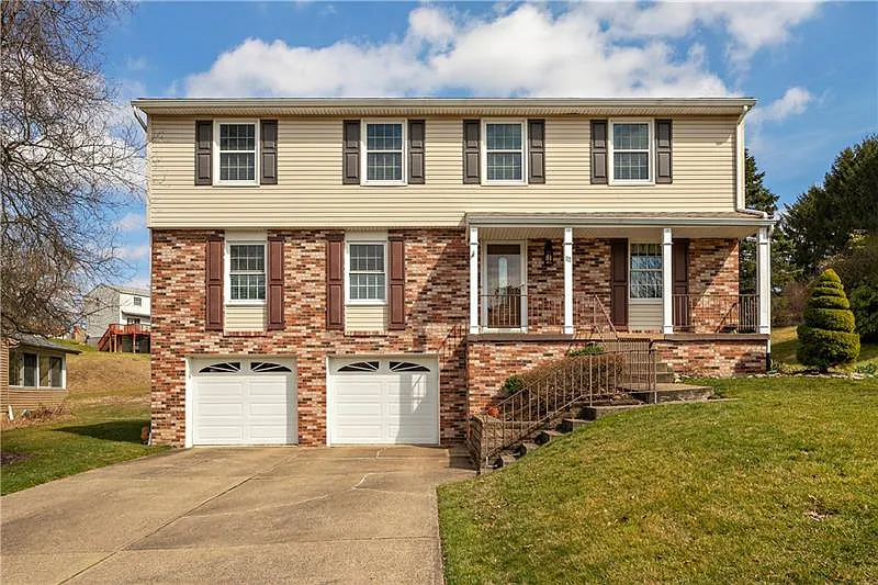 111 Penn Lear Dr photo 1