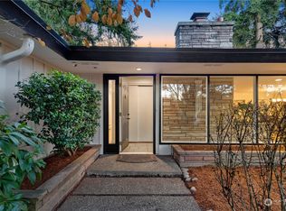 11030 Circle Dr, Bothell, WA 98011