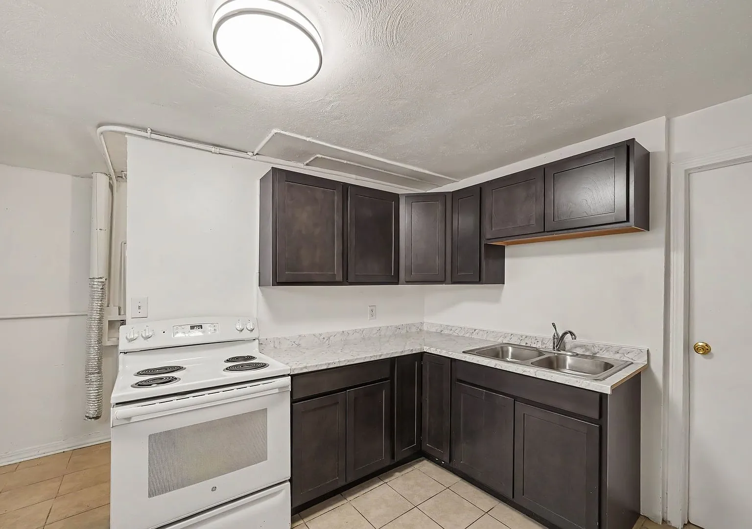 535 S Quitman Street, Denver, CO 80219 — Photo 2