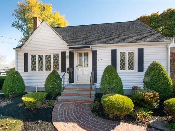 307 Forest St, Weymouth, MA 02190