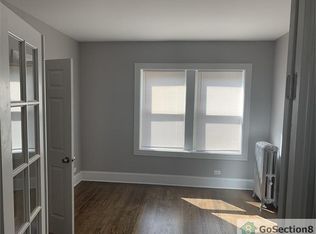 2834 E 78th St #2, Chicago, IL 60649