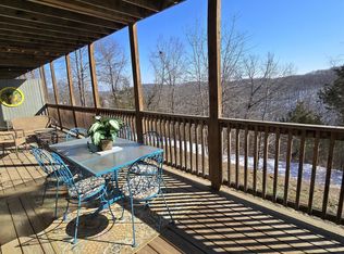 388 Notch Ln, Branson West, MO 65737