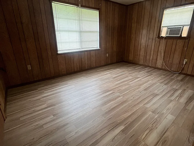 431 Monroe Ave — Photo 13