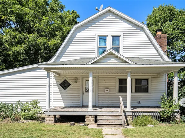 121 E Sherwood St, Decatur, MI 49045