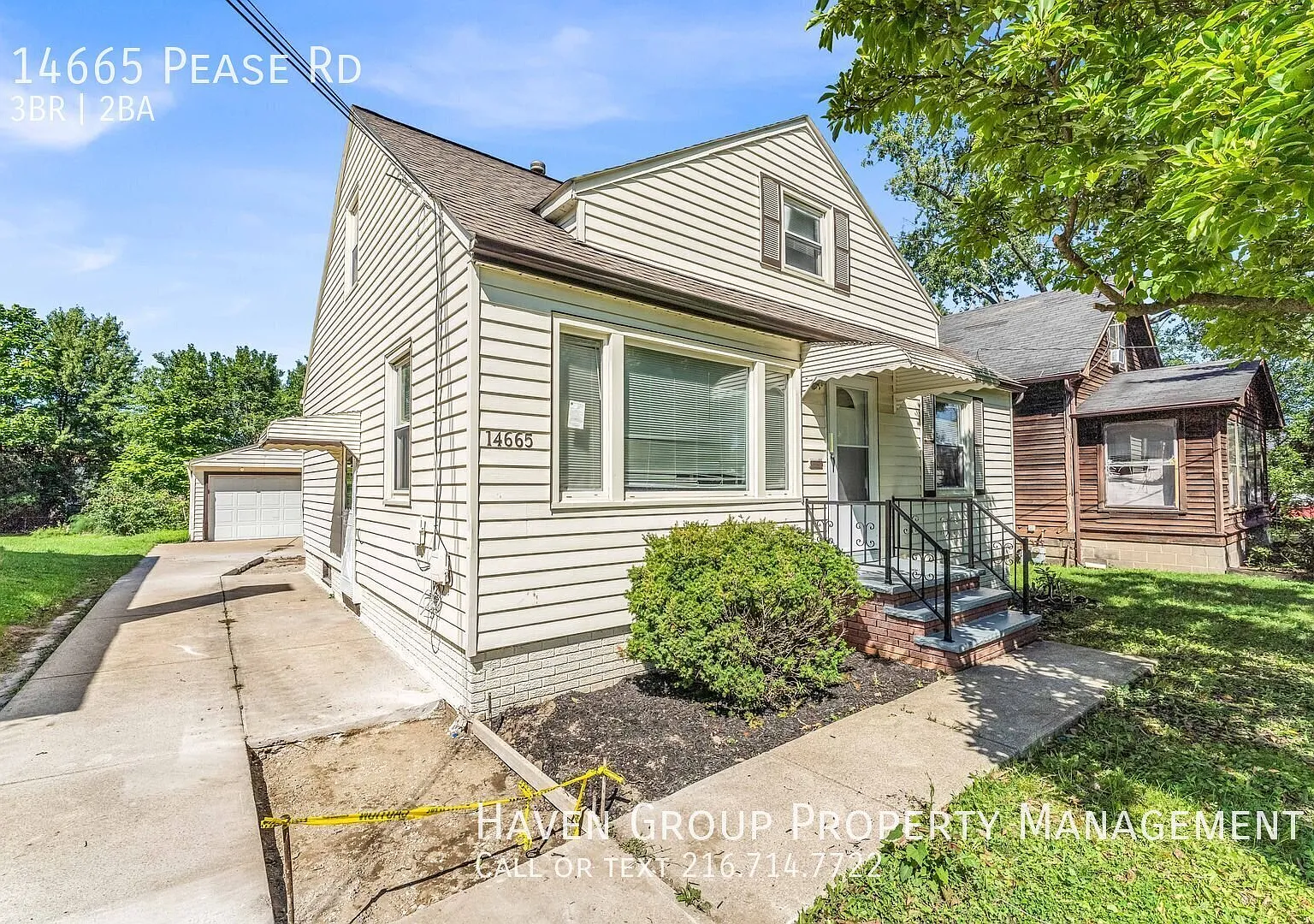 14665 Pease Rd, Maple Heights, OH 44137 - Spacious 3-bed 1.5-bath single-family home! — Photo 2