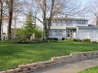 2nd image of 3239 Potomac Dr