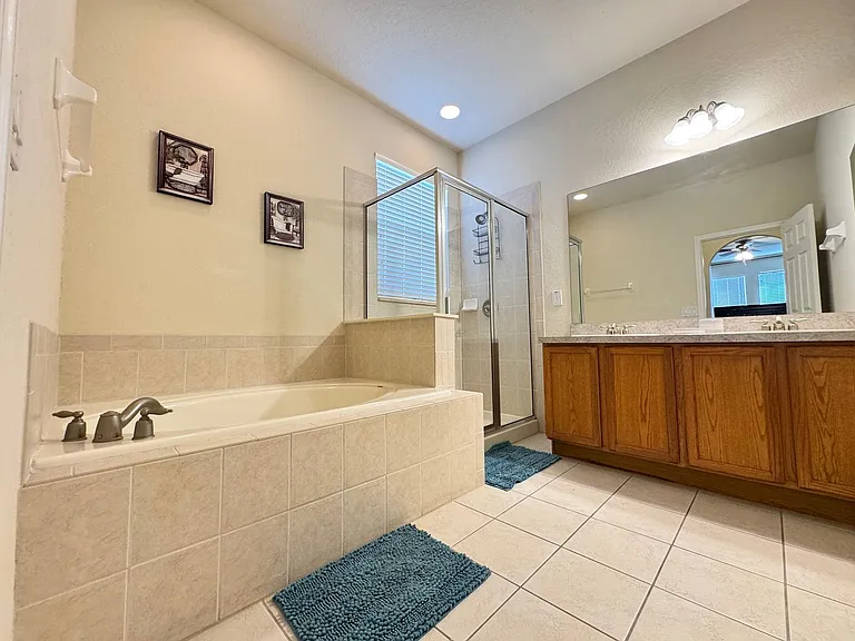 4986 Thames St W — Photo 23