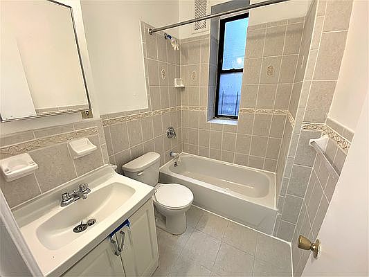 5th image of 615 W 143rd St #2E