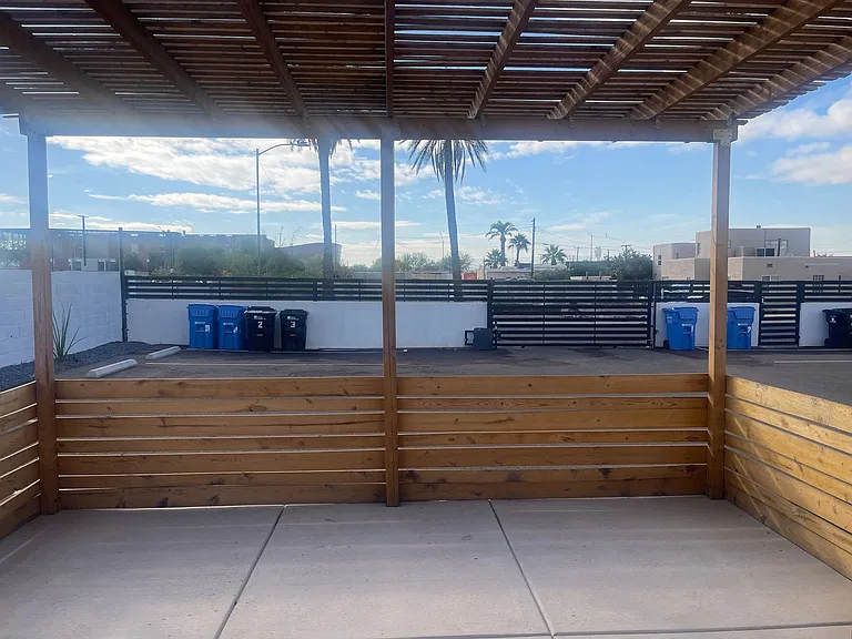 3808 E Polk St — Photo 17