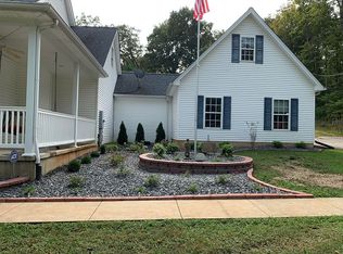 499 Double D Rd, Guston, KY 40142