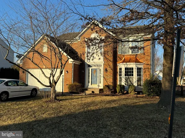 100 Kimberwicke Dr N, Charles Town, WV 25414