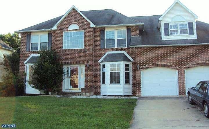 1st image of 207 W Moyer Dr