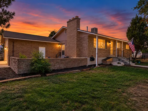 6015 S Don Quixote Dr, Salt Lake City, UT 84129