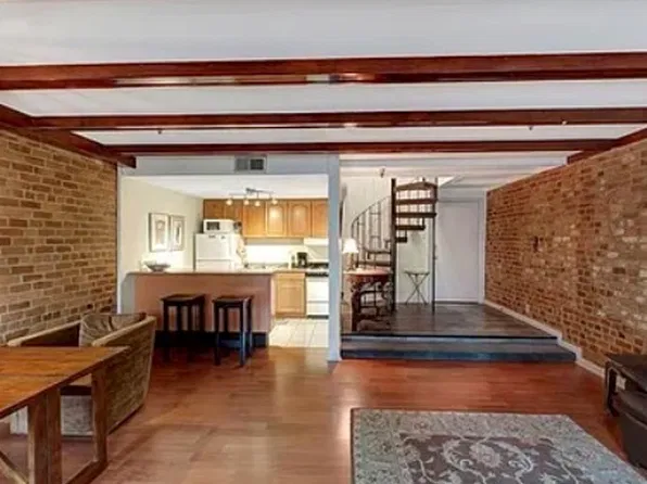 525 Conti St APT 4, New Orleans, LA 70130
