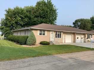 1416 Regency Ln, Albert Lea, MN 56007