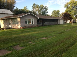 162 N Lincoln St, Kahoka, MO 63445