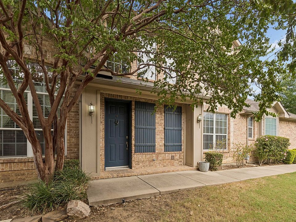 1st image of 4145 Cobblestone Dr