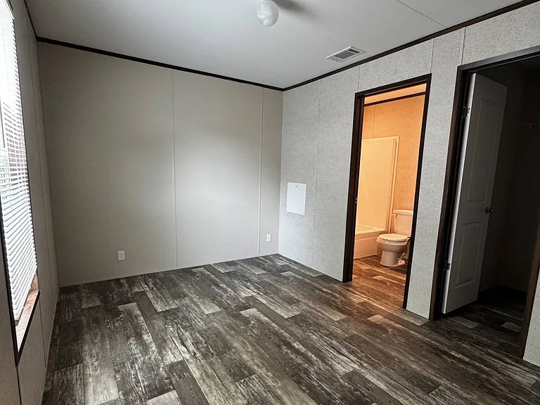 1721 Pinn Rd #24 — Photo 4