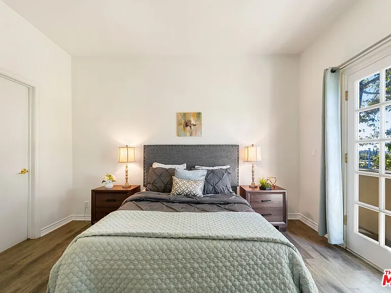 1278 S Camden Dr #202 — Photo 9