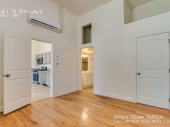 5th image of 213 E 13th St