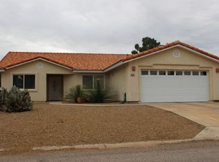 920 E Saguaro Dr, Pearce, AZ 85625