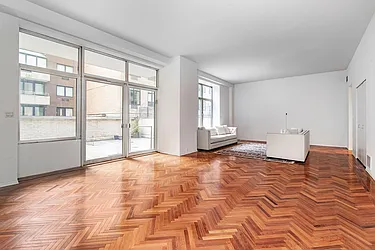 Rented by Manhattan Boutique Real Estate