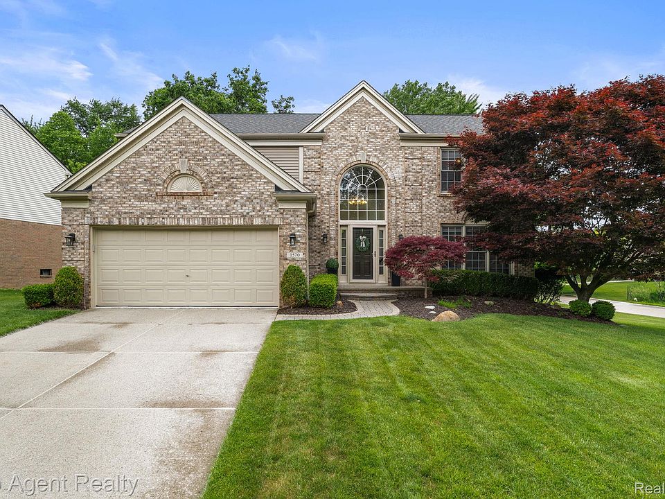 1st image of 1570 Sugar Maple Way
