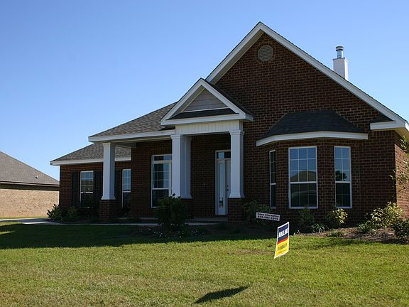 943 ABERDEEN DR