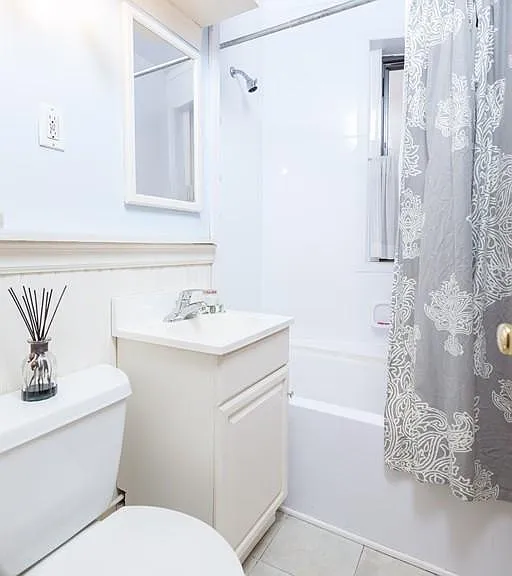 64 Queensberry St #111 — Photo 8
