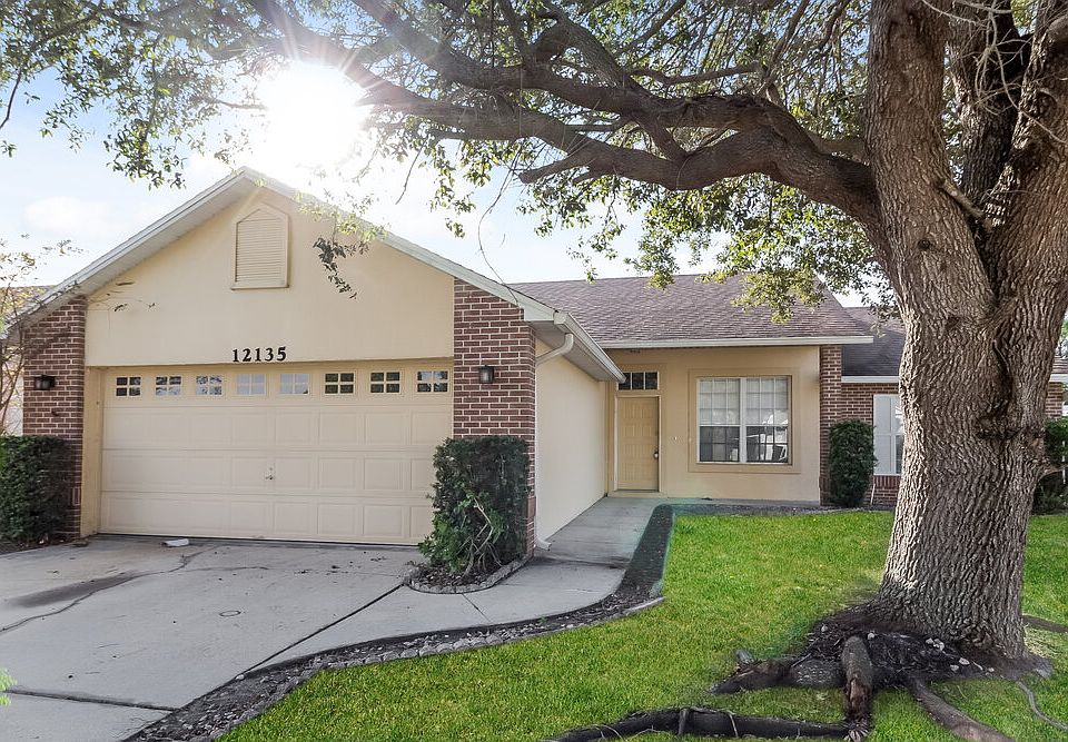 1st image of 12135 Blackheath Cir