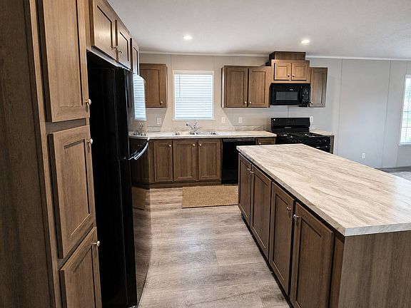 2nd image of 811 18th St SW #54