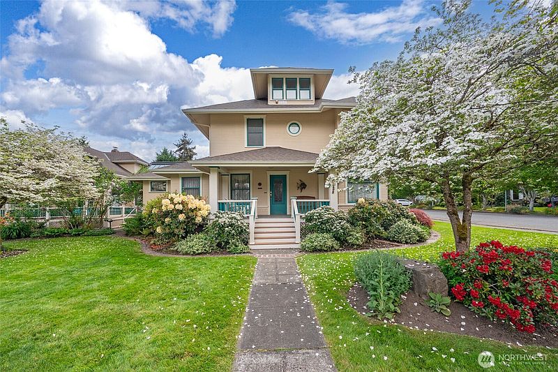 2nd image of 10425 E Riverside Drive